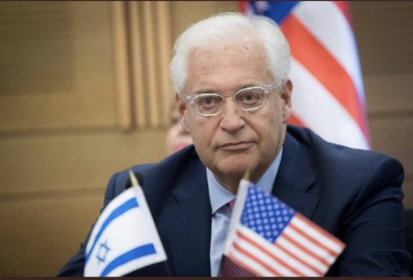 ديفيد فريدمان يصف الرئيس الإسرائيلي السابق ب الثرثار والكاذب