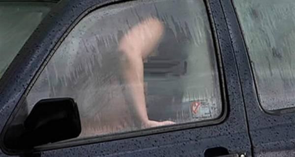 (بعد إخراج شهوتهم الشيطانية يقومون بغسل الأماكن الحساسة للفتيات بالكاز).. تفاصيل محاكمة 3 شبان في الاردن