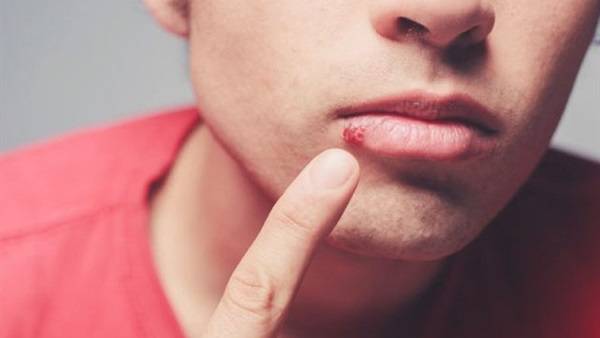 بعيدا عن كورونا.. متحور جديد لمرض خطير يهدد البشر