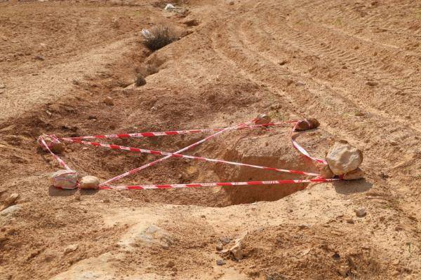 بلدية الظليل تردم 3 آبار مياه مهجورة ومكشوفة