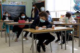 موجة تصريحات رسمية تهدد العام الدراسي