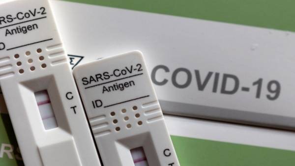 توصية بإلغاء فحص كورونا للأردنيين القادمين من الخارج