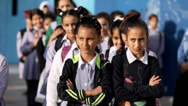 التربية: خصم من اجازات المعلم غير متلقي المطعوم واستبداله بآخر إضافي