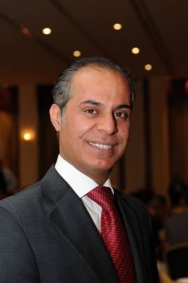 منشور يحمل العديد من الاشارات لعضو اللجنة الملكية جمال الرقاد