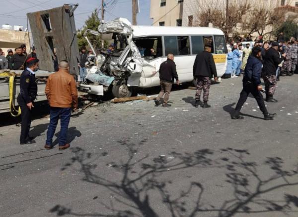 وفاة و 3 إصابات بتصادم 9 مركبات في وادي السير