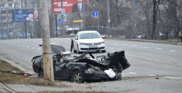 بعد دهسه أسفل دبابة روسية.. فيديو المعجزة يوثق الحقيقة