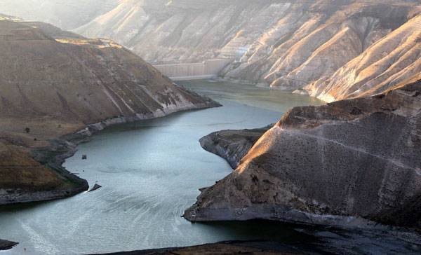 خبير عن هيكلة السدود المقترحة: صيغ بطابع الشخصنة و تصفية الحسابات