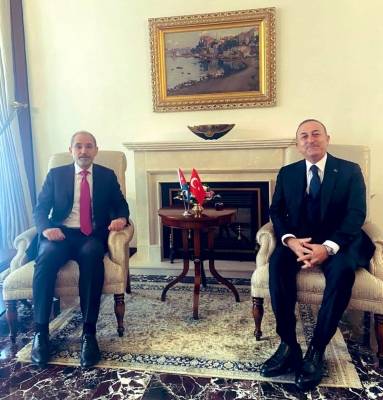 اجتماعات اقتصادية ودعم الوصاية.. مضمون المؤتمر الصحفي لوزيري خارجية الأردن وتركيا