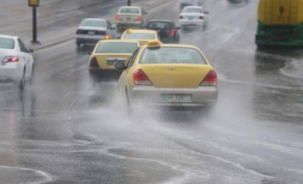 منخفض جوي بارد وماطر اليوم الخميس