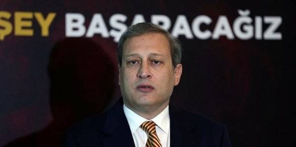 رئيس جالطة سراي: فرصتنا أكبر من برشلونة باليوروباليج