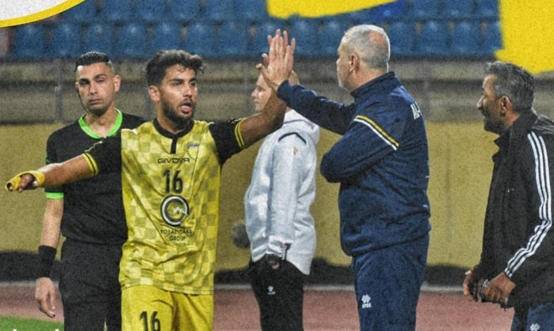 الحسين الى نصف نهائي الدرع