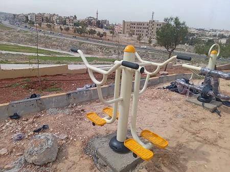 معدات رياضية من الصحة العالمية لحدائق بالأردن