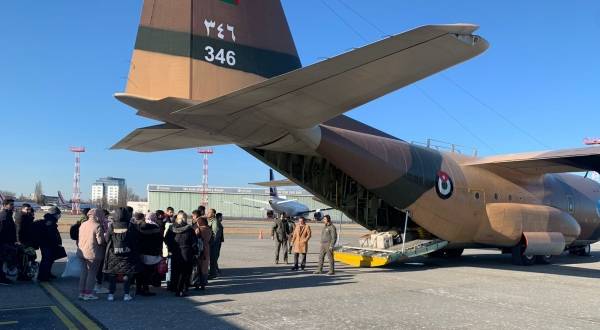 توقعات بوصول طائرة الإجلاء الثالثة وعلى متنها 68 مواطنا أردنيا بعد منتصف الليلة