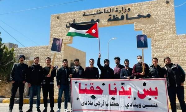 لليوم الـ40.. “متعطلو معان” يعتصمون ويبيتون بالشارع