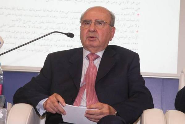 المصري: الزجاجة عنقها طويل مش راضي يخلص