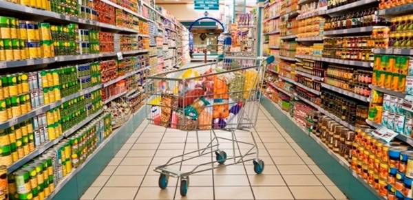 الحكومة: لن تسمح بالعبث بقوت المواطن