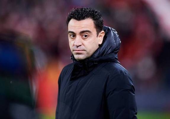 تشافي: أوباميانج هدية من السماء.. وديمبلي أسكت الجماهير