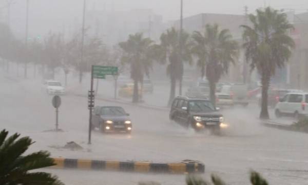 توصية بتأخير وتعطيل الدوام الثلاثاء والأربعاء