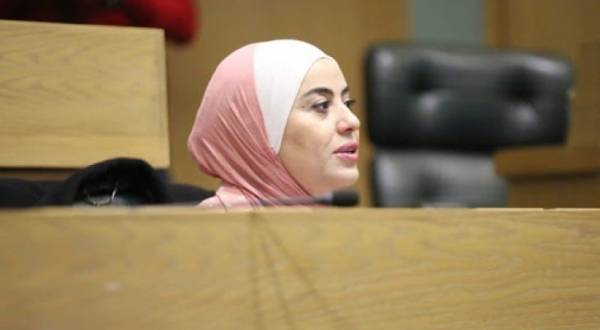 بني مصطفى: تعليمات ستلزم تعيين 20 من مجالس إدارات البنوك نساء