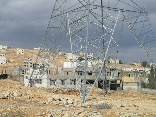 من ينقذ سكان حي ضاحية المدينة المنورة في الزرقاء من اعتداءات شركة الكهرباء ؟؟