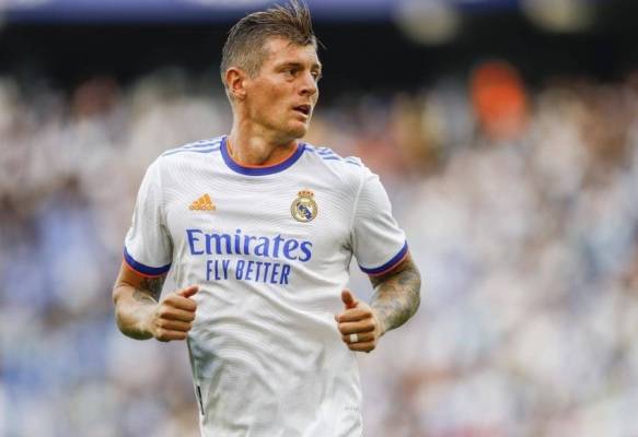 كروس: مواجهة برشلونة بمثابة النهائي