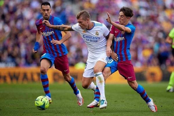 كلاسيكو الأرض.. معركة إثبات الذات للبلاوغرانا وحسم اللقب للمرينغي