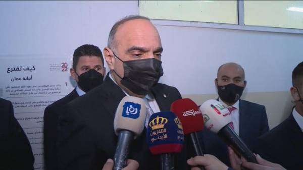 لماذا تأخر رئيس الوزراء من الإدلاء بصوته حتى الساعة الواحدة ظهراً في إنتخابات المجالس المحلية؟!