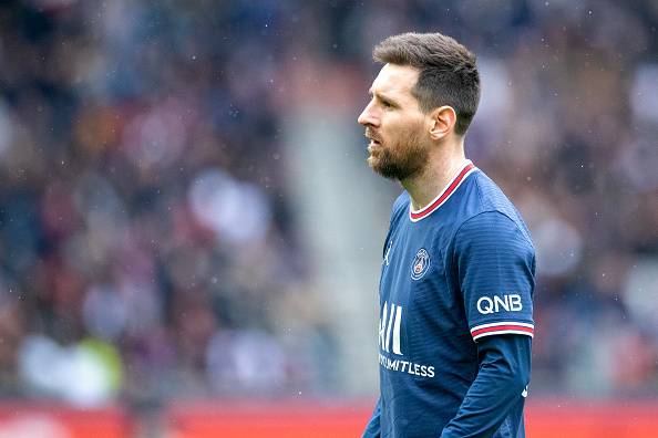 راتب ميسي في باريس أقل من برشلونة