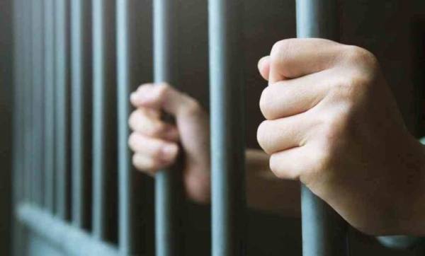 الحبس والغرامة لنائب حالي بتهمة إصدار شيك بدون رصيد