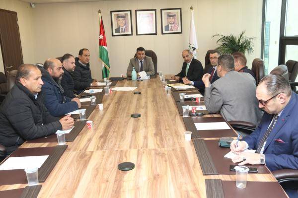 اتفاق حكومي مع مربي الأبقار للتراجع عن رفع أسعار الحليب خلال رمضان