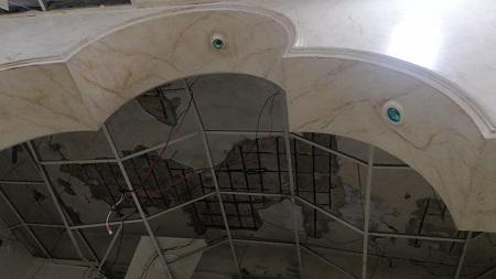 تصدعات وانهيار بأجزاء من مبنى نادي الجليل  صور