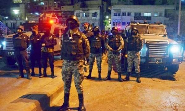 “رصاصة في مؤخرة الرأس”.. تفاصيل جديدة عن جريمة الزرقاء