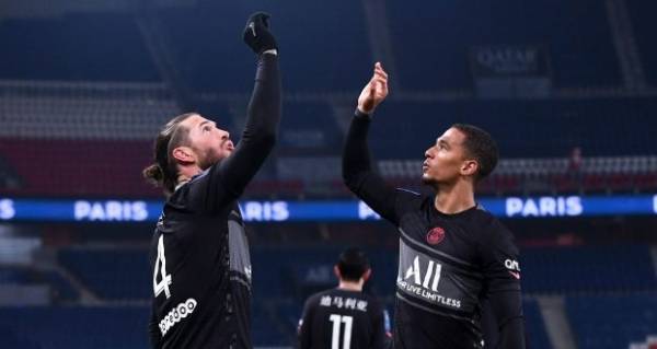 راموس يتغاضى عن صافرات الجماهير في حديقة الأمراء