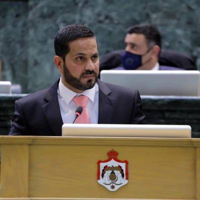 أبو يحيى يسأل الخصاونة حول مؤهلات نائب أمين عمّان