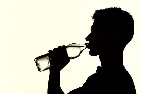 ما عقوبة الجهر بالإفطار في الأردن؟