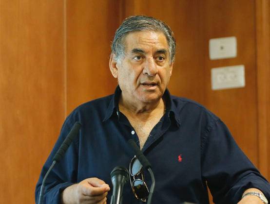 الوزير عمرو ينتقد الأردن: ليس في الضفة من يتحدث معه سوى عباس