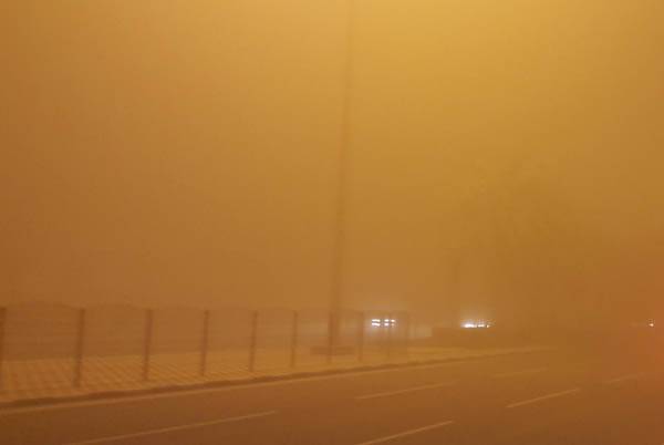 الارصاد تحذر من الغبار يوم الجمعة