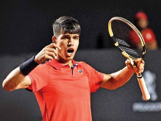 ألكاراز يداهم ساحة العمالقة في عالم التنس !! تفاصيل