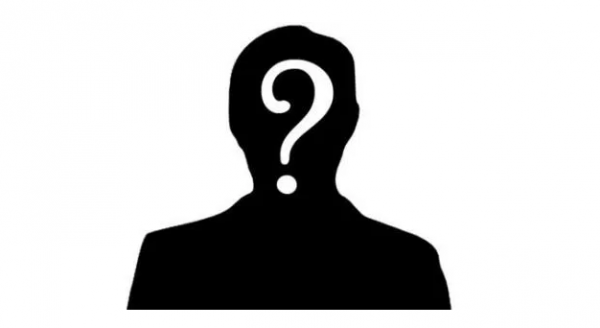 وزير اقتصادي يعيين مستشارين من تحت الطاولة.. تفاصيل !