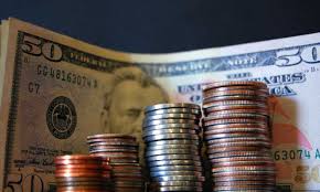 رفع سعر الفائدة يدمي الأسواق العالمية