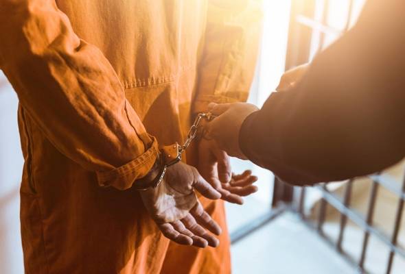 مصري الجنسية ينال جزاءه لاعتدائه جنسيا على فتاة بالشارع في عمّان.. تفاصيل