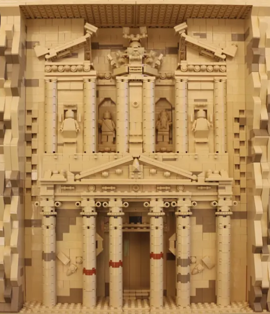 فتح باب التصويت لـ بترا لحدث عالمي  رابط