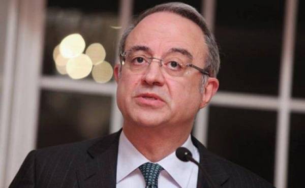 مروان المعشر يكتب..كتاب «سيد اللعبة» عن هنري كيسنجر