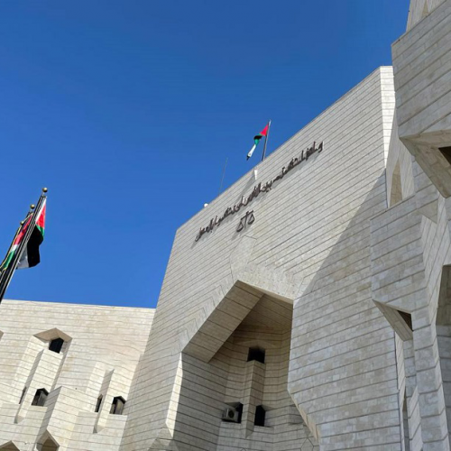 (من 30 عاما إلى 3 سنوات).. تخفيض سجن متهم بمواقعة فتاة (186) مرة بالحيلة والخداع!