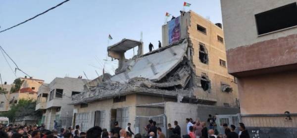 جيش الاحتلال يفجر منزل منفذ عملية بني براك