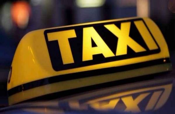 التكسي الأصفر يطالب باستخدام الهاتشباك