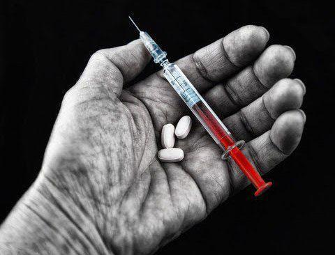 حالة البلاد يوصي بمحاربة التطرف وآفة المخدرات