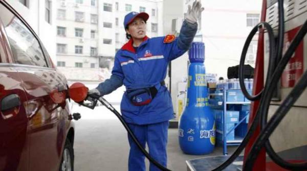 الصين ترفع أسعار البنزين والديزل