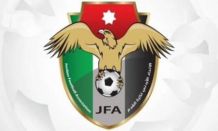 قرار بإيقاف لاعبي كرة قدم أردنيين لمدة عام