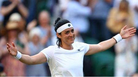 إيلينا ريباكينا تُنهي حلم أنس جابر في ويمبلدون